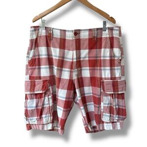 Old Navy Red and White Cargo Shorts | Waist 36 | 100% Cotton | $12